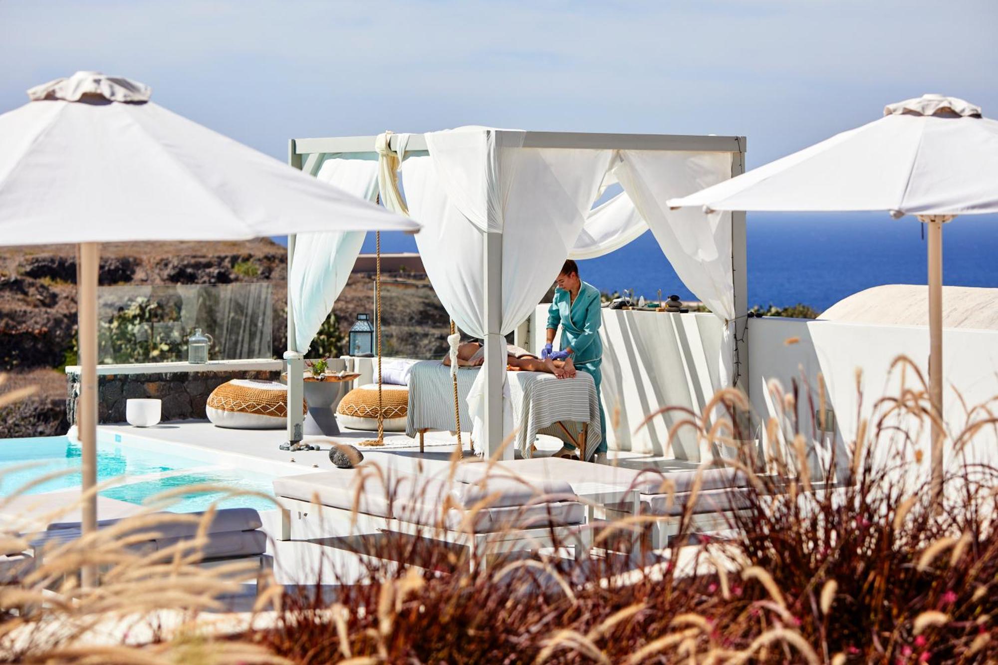Adorno Oia Hotel Kültér fotó