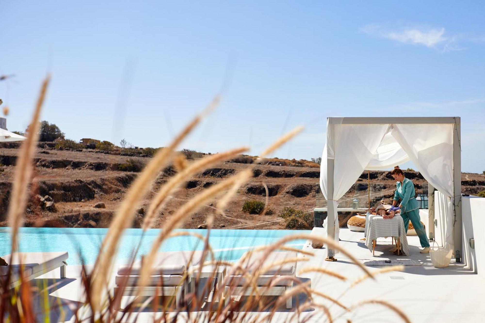 Adorno Oia Hotel Kültér fotó